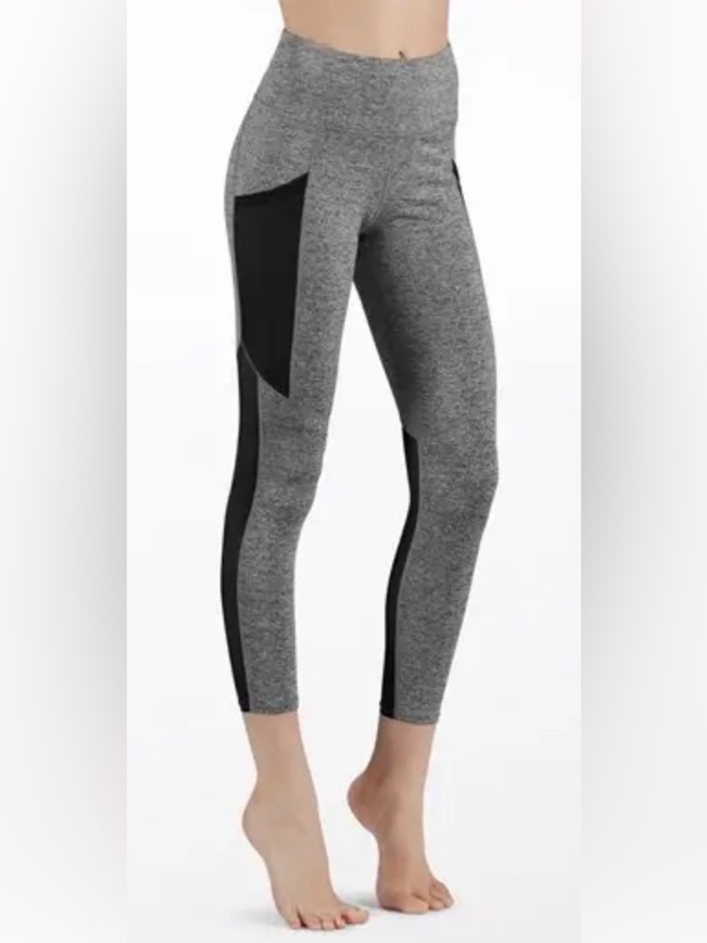 🌸. Gray and Black Athletic Leggings - Women's Performance Pants